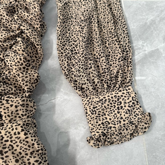 Women’s HYFVE Leopard Print Ruched Long Sleeve Dress Medium - Picture 5 of 16